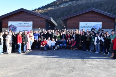 Üniversite öğrencileri 'En Mutlu Köy’ü inceledi