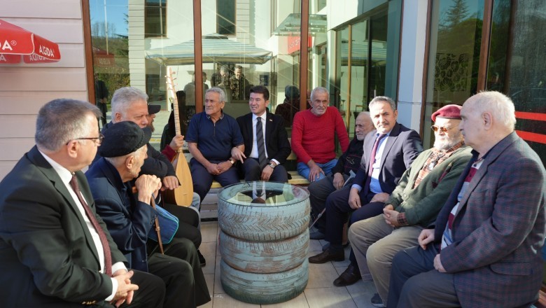 Başkan Kaya, huzurevi sakinlerinin yeni yılını kutladı