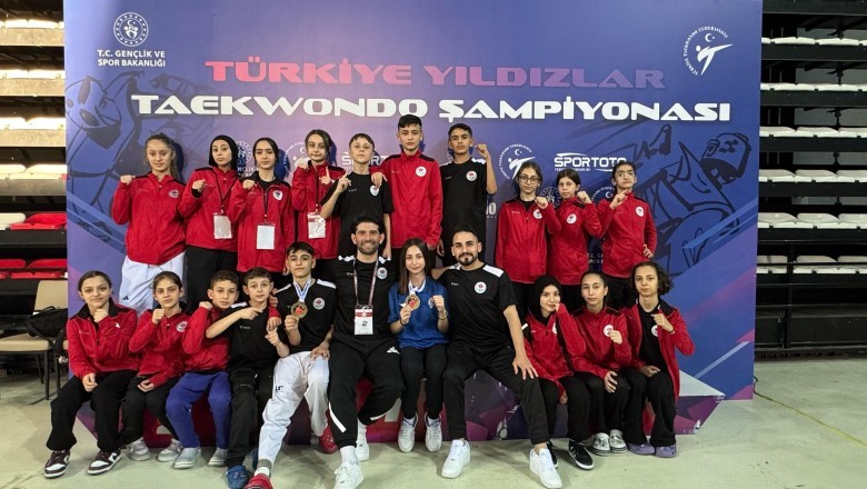 Büyükşehir sporcuları gururlandırdı