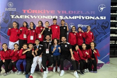 Büyükşehir sporcuları gururlandırdı