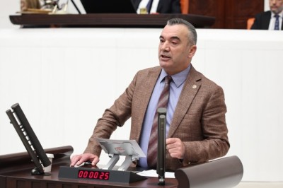 Milletvekili Aydın, İstanbul Yenikapı'daki terör görüntülerine sert tepki gösterdi