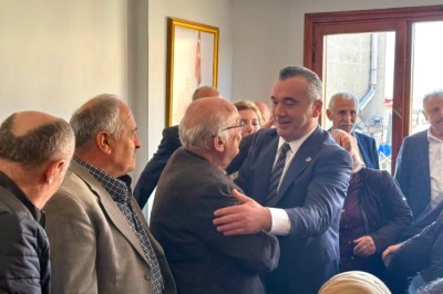 İYİ Parti Trabzon'da bayramlaşma programı düzenlendi