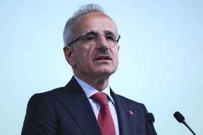 Bakan Uraloğlu'ndan CHP standına yapılan saldırıya tepki
