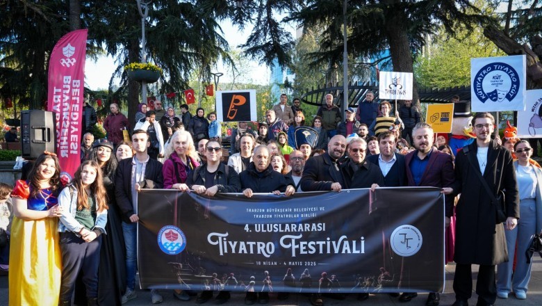 Trabzon’da Tiyatro Şöleni başladı