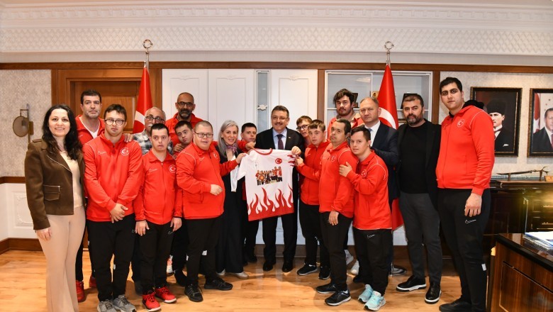 Başkan Genç’ten down sendromlu milli sporculara destek