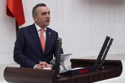 İYİ Parti Trabzon Milletvekili Yavuz Aydın, Araklı’da yaşanan su sorunu TBMM’ye taşıdı