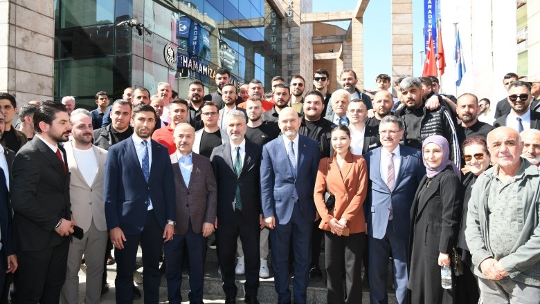 Süleyman Soylu Trabzon'da gençlerle buluştu