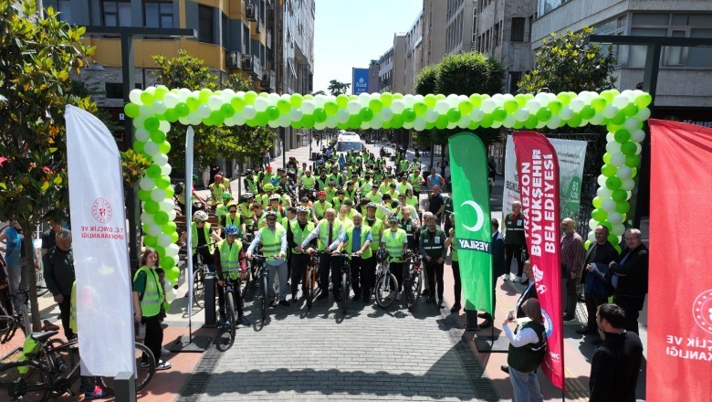 Trabzon'da pedallar sağlık için çevrildi