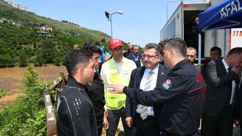 Başkan Genç: Temizlik çalışmaları bu akşam tamamlanacak