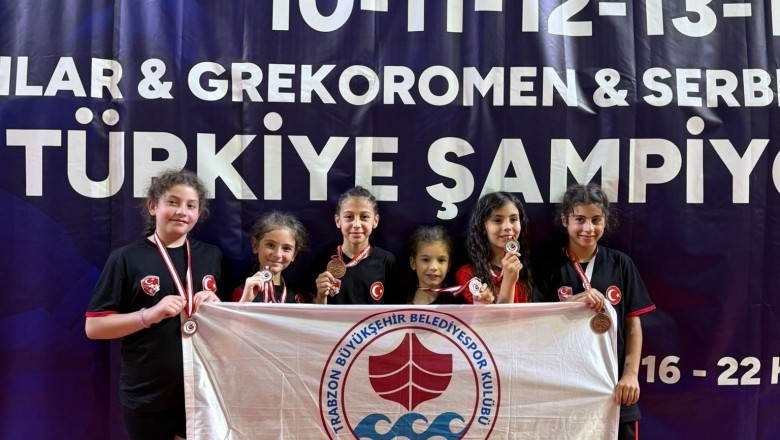 Büyükşehir Belediye'sinin sporcuları gururlandırdı