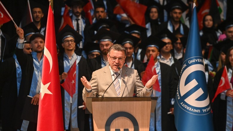 Başkan Genç: Tam bağımsız Türkiye yolculuğu gençlerin omuzlarında yükselecek