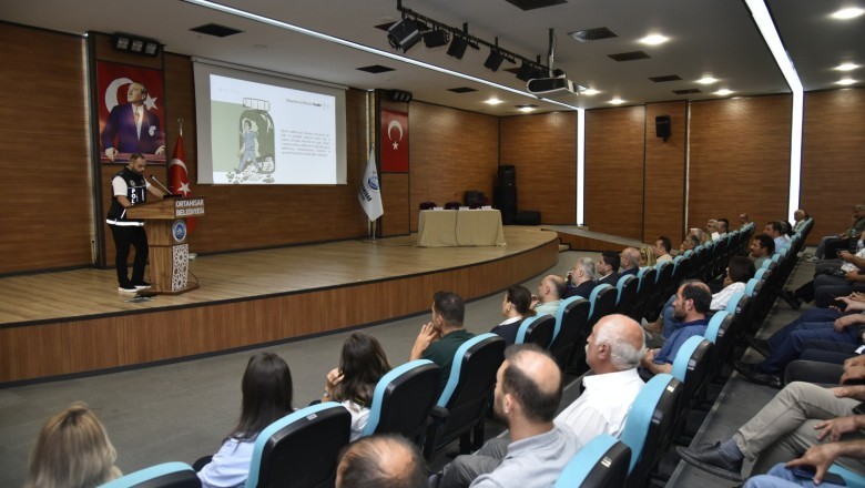 Ortahisar Belediyesi'nden 'Madde Bağımlılığı ile Mücadele' paneli