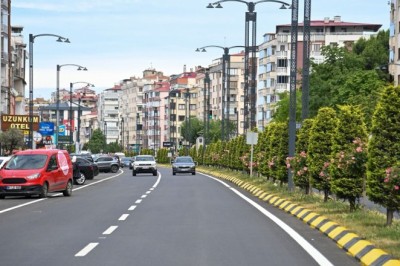 Muhtarlardan Büyükşehir'e asfalt teşekkürü