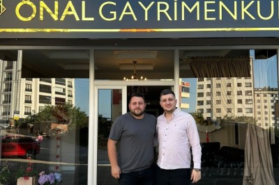 Önal Gayrimenkul, Kaşüstü'nde hizmete açıldı