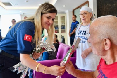 Ortahisar zabıtasından şehit zabıta komiserine vefa