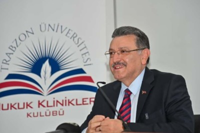 Başkan Genç'ten geleceğin hukukçularına: Tam bağımsız Türkiye, omuzlarınızda yükselecek