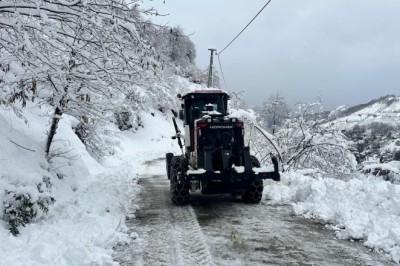 Trabzon'da 70 mahalle yolu ulaşıma kapandı