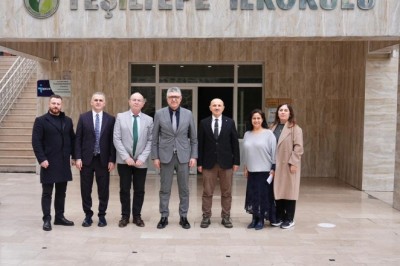 'Bir kitap, bir umut' kampanyasına destekler sürüyor