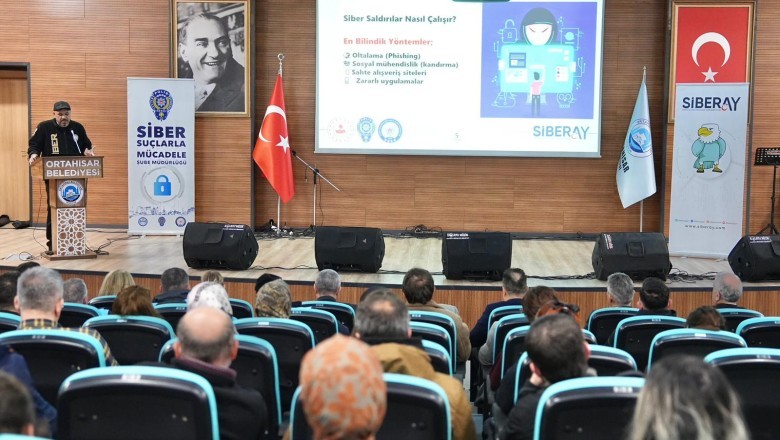 Ortahisar Belediyesi, siber dolandırıcılığa karşı bilgilendirme semineri düzenlendi