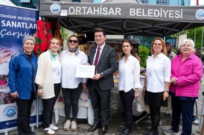 Ortahisar'da yıl boyu verilen emekler, sergiye dönüştü