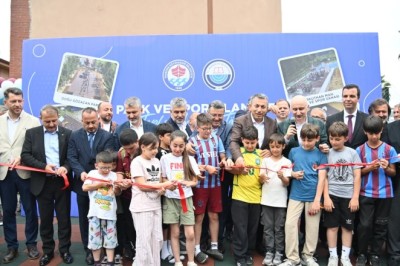 Beşikdüzü'nde 4 yeni çocuk parkı hizmete açıldı